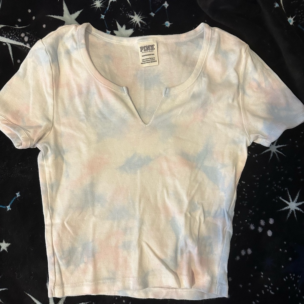 PINK Victoria's Secret Pink and Blue Crop T-Shirt